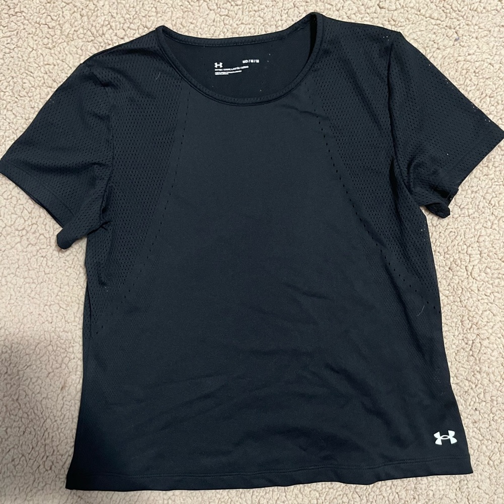mesh/athletic Under Armor tee